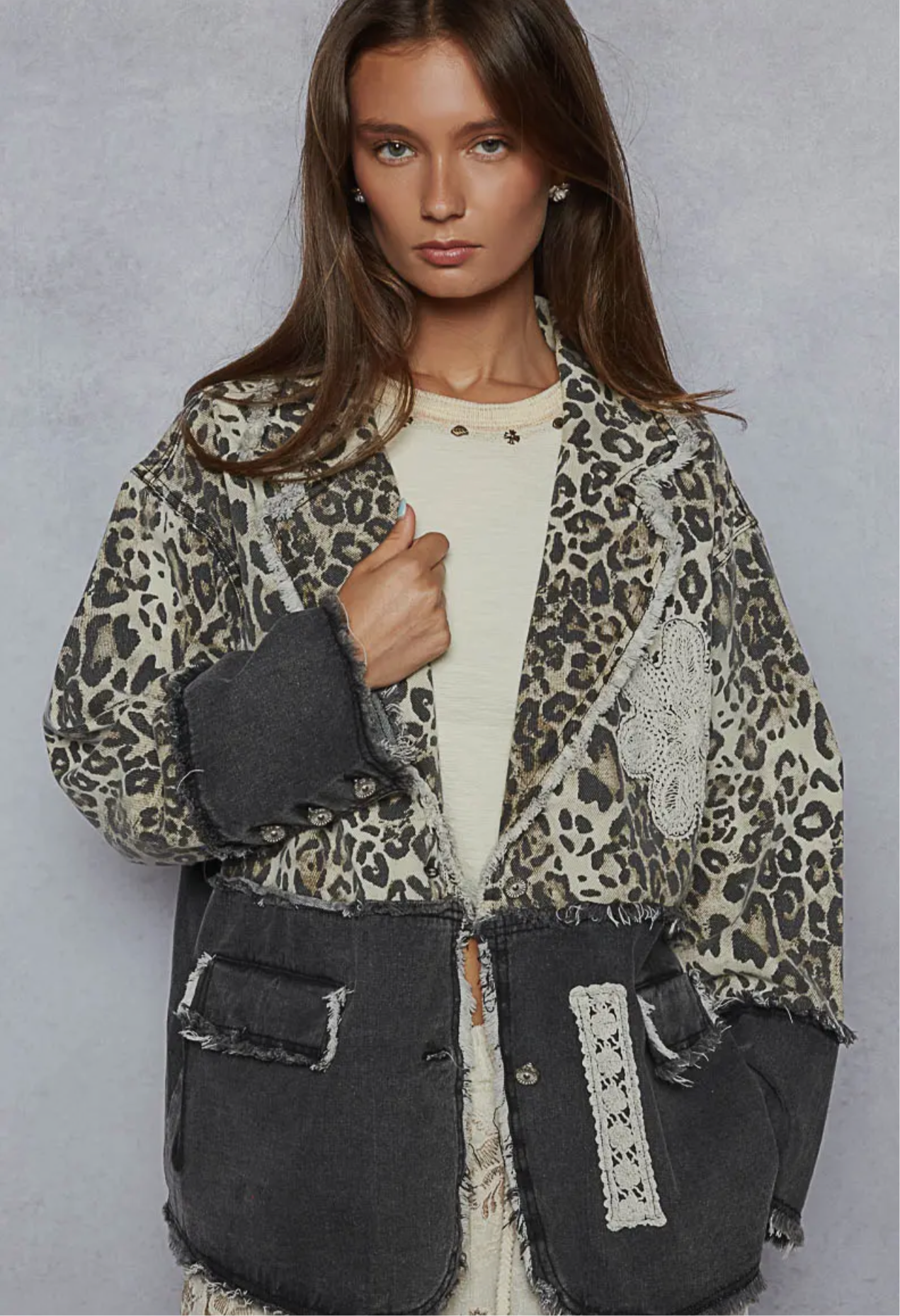 ViVi Leopard/Black V-neck Twill Jacket