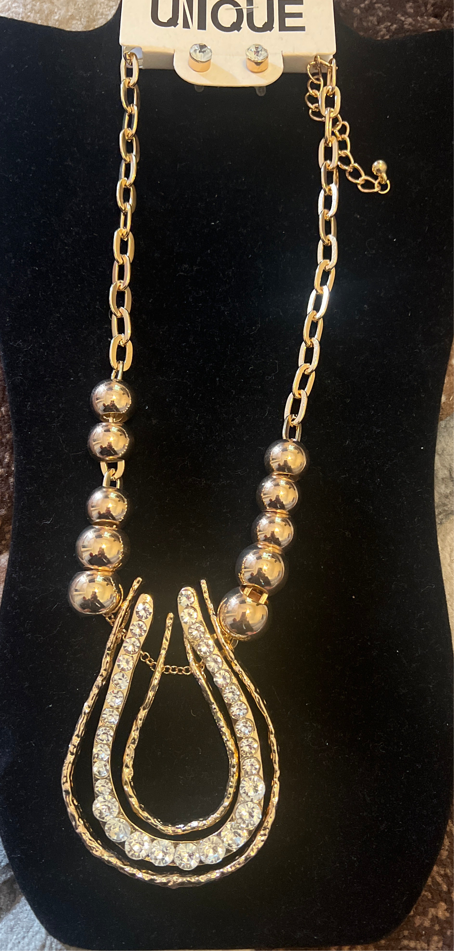 Chunky U Shape Gold Stone Necklace