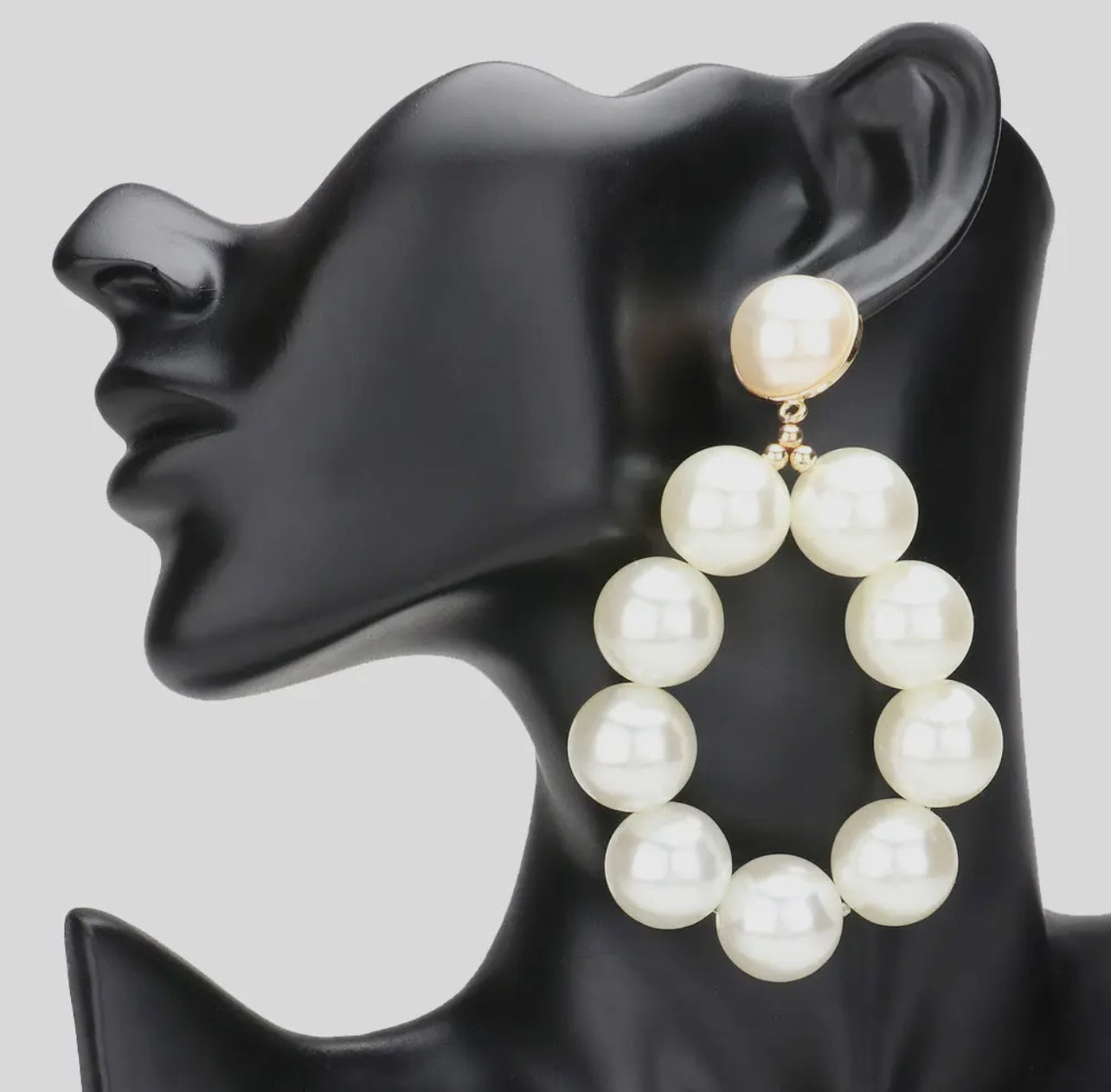 Oversized Pearl Teardrop Earring