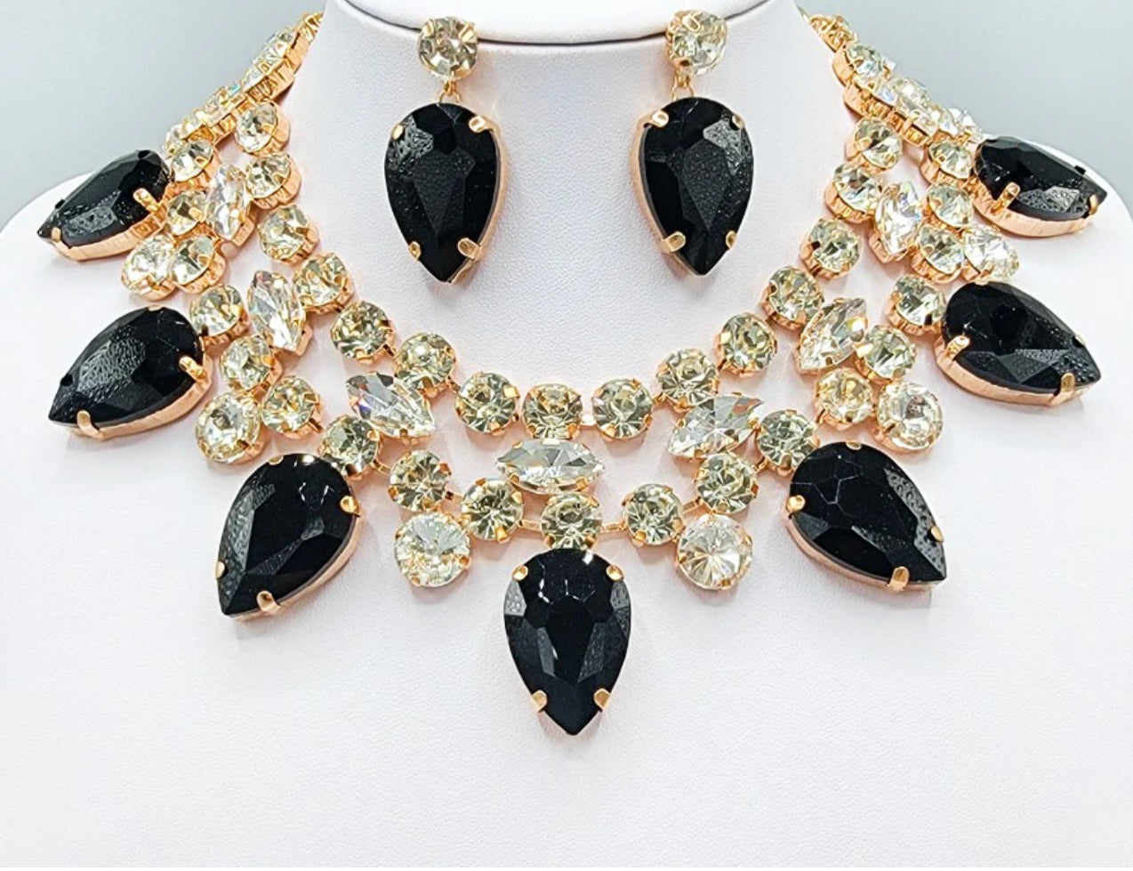 Black w/Rhinestone Bib Necklace