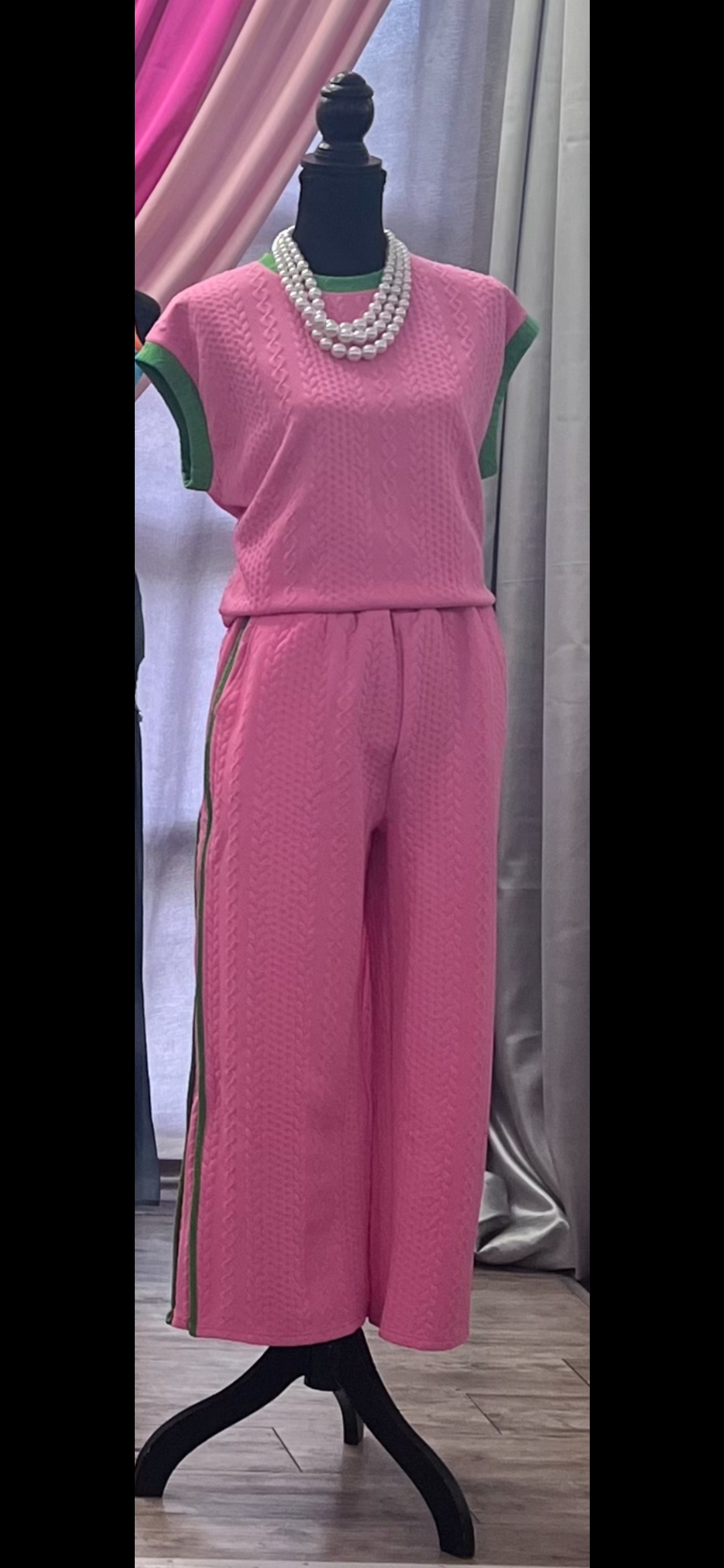 2pc Pink and Green Set Cropped Pants ( Runs Big Size Down)