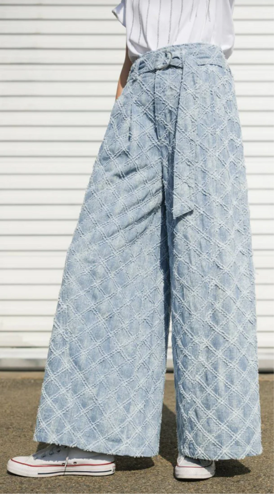 UNFOLDING CHAPTER DENIM PANTS