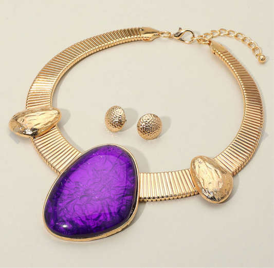 Bold Resin Stone Statement Necklace