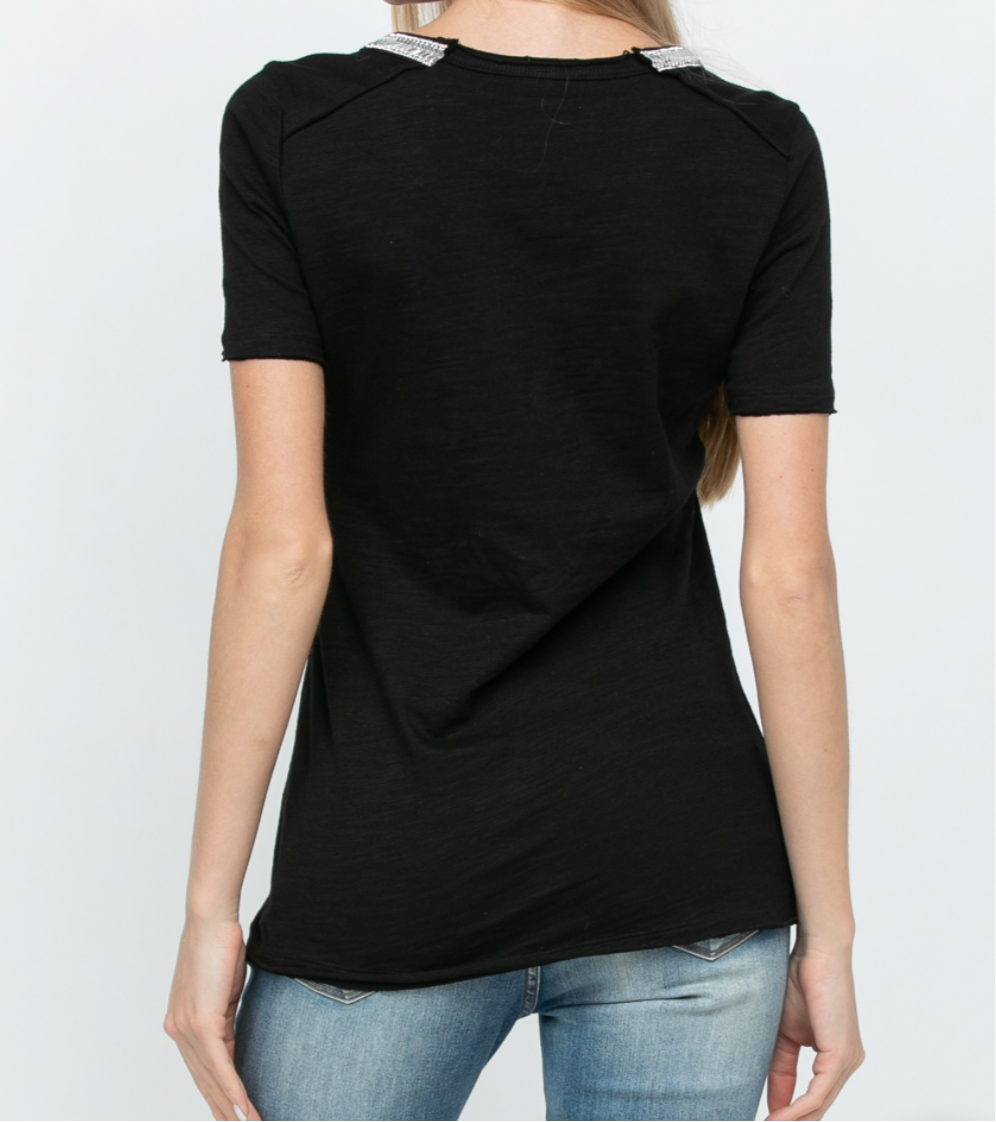 BEJEWELED NECKLINE SHORT SLEEVE TOP