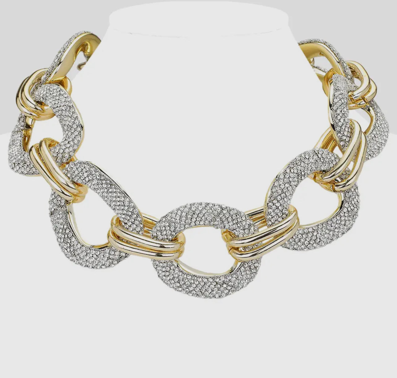 Rhinestone Studded Chunky Chain Statement Necklace_Gold