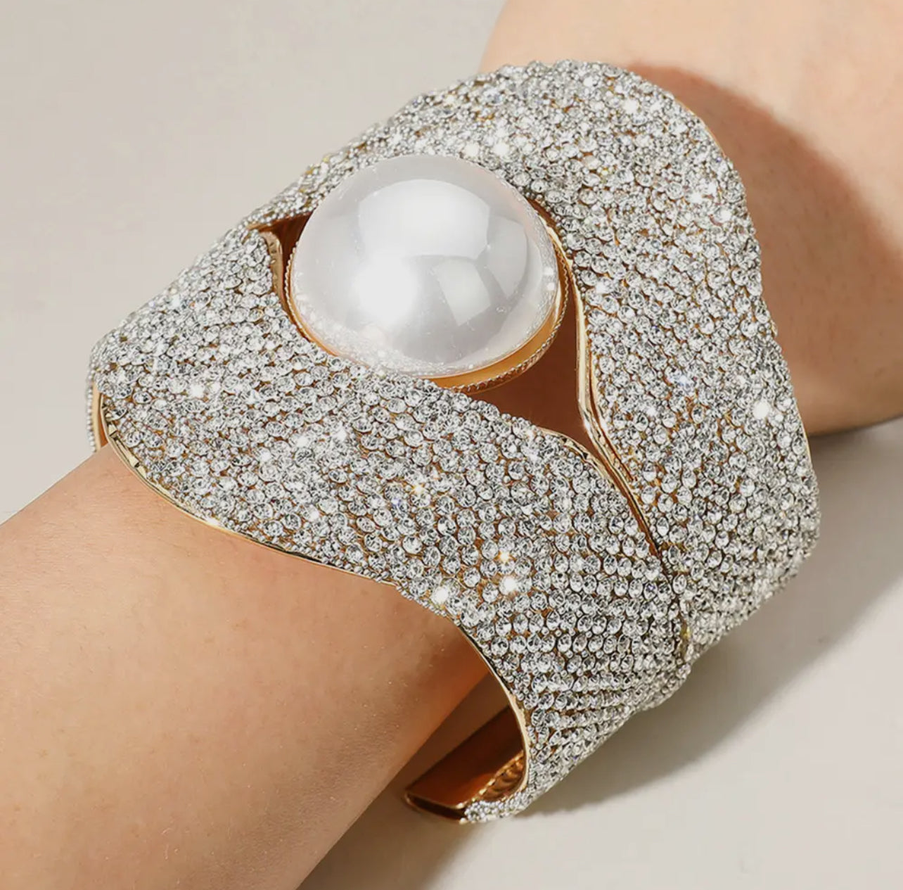 Breonna Rhinestone Pearl Bracelet