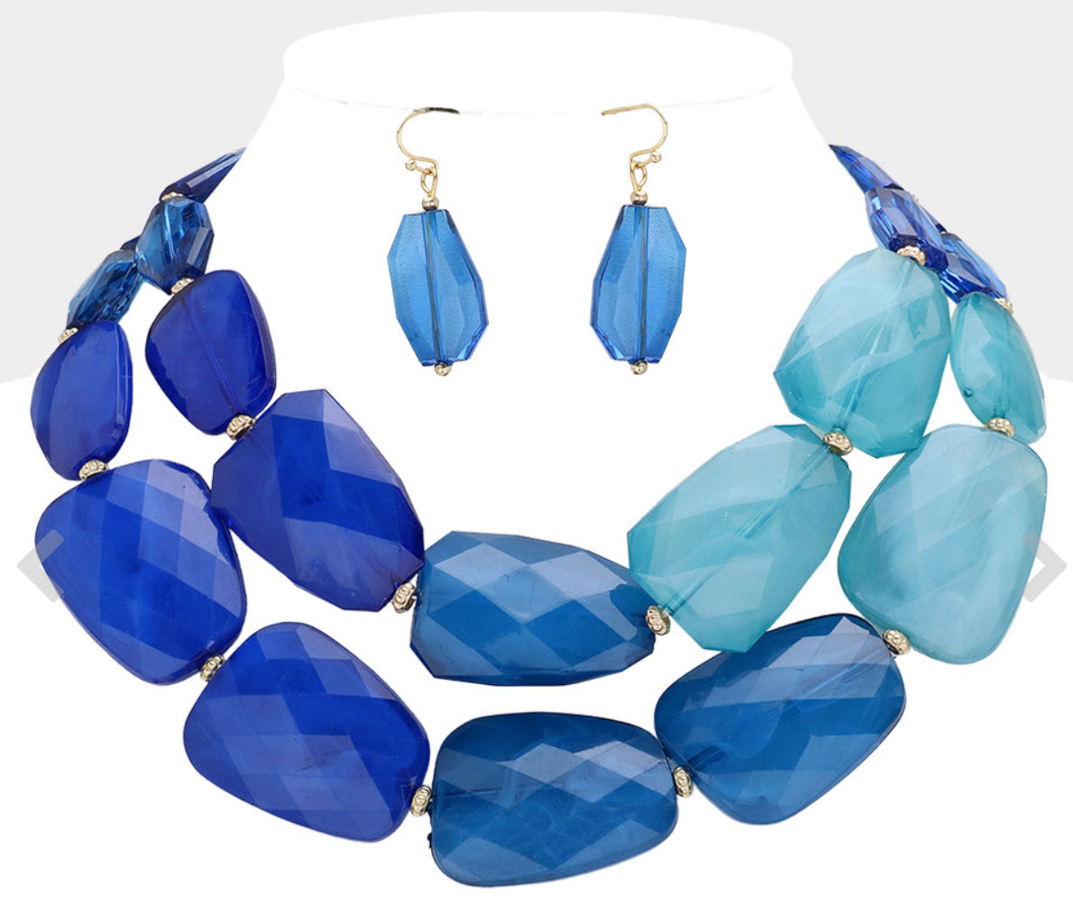 Blue_Tiered Resin Pebble Necklace