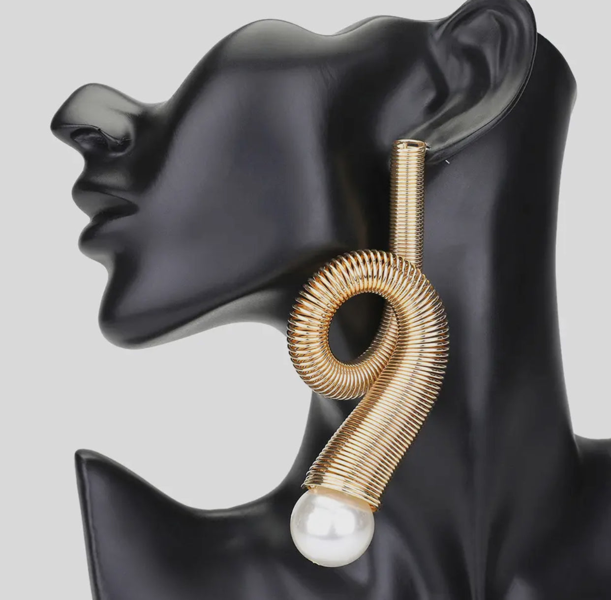 PEARL STATEMENT EARRING   Gold or Silver