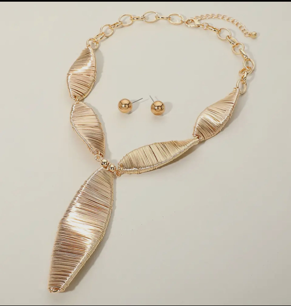 Abstract Metal Wire Necklace Set