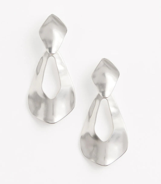 Silver Chic Textured Metal  Shaped Statement Clip On Earring