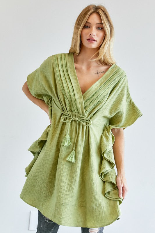 Ruffle My Feathers Top (Runs Big go down in size)