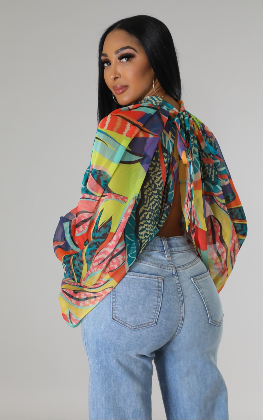 Twisting Heads Blouse (Multi Print)